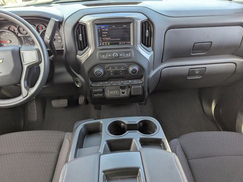 Certified 2025 Chevrolet Silverado 2500 Custom w/ Custom Value Package image 17