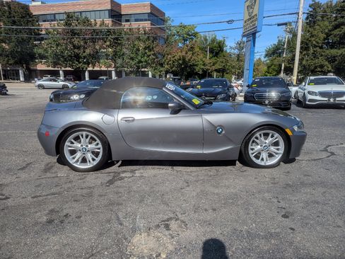 Used 2008 BMW Z4 3.0i image 6