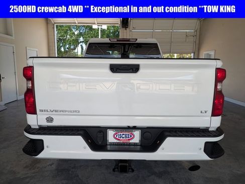 Used 2022 Chevrolet Silverado 2500 LT AWD/4WD image 5