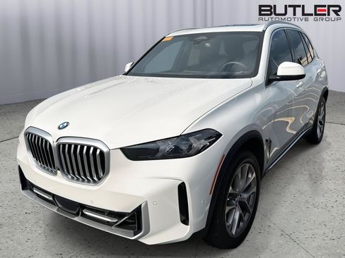 Used 2024 BMW X5 sDrive40i w/ Parking Assistance Package RWD image 1
