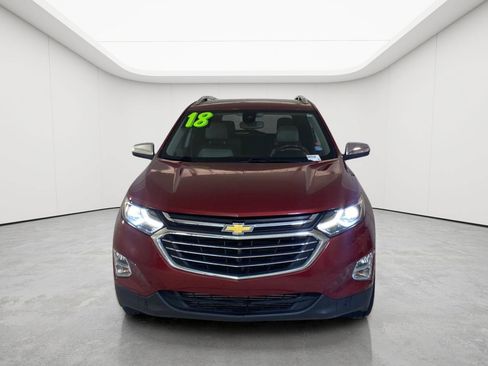 Used 2018 Chevrolet Equinox Premier FWD image 2