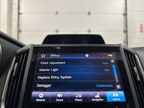 Used 2019 Subaru Crosstrek 2.0i Limited w/ Moonroof Package w/Navigation AWD/4WD image 34