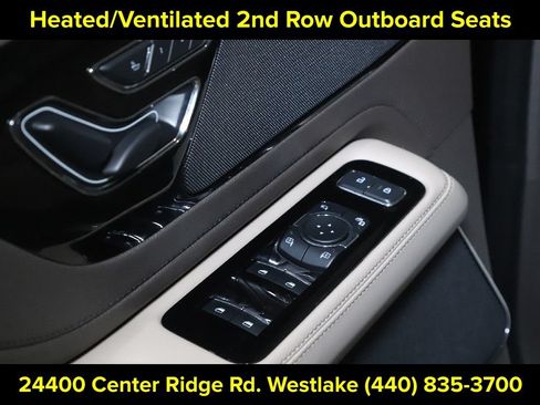 Used 2024 Lincoln Aviator Reserve w/ Elements Package Plus AWD/4WD image 17