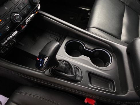 Used 2022 Dodge Durango GT RWD image 15