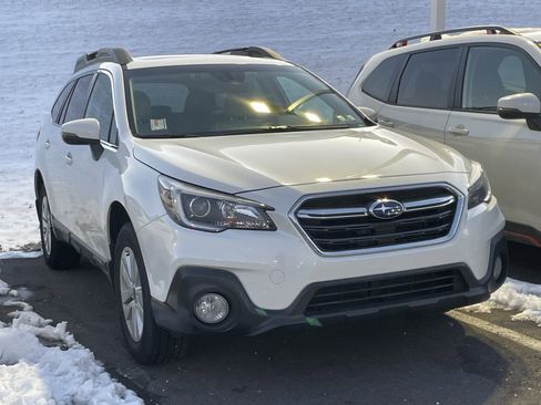 Used 2019 Subaru Outback 2.5i Premium w/ Popular Package #2 image 1