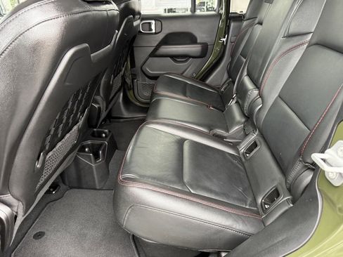 Used 2022 Jeep Gladiator Rubicon w/ LED Lighting Group image 31