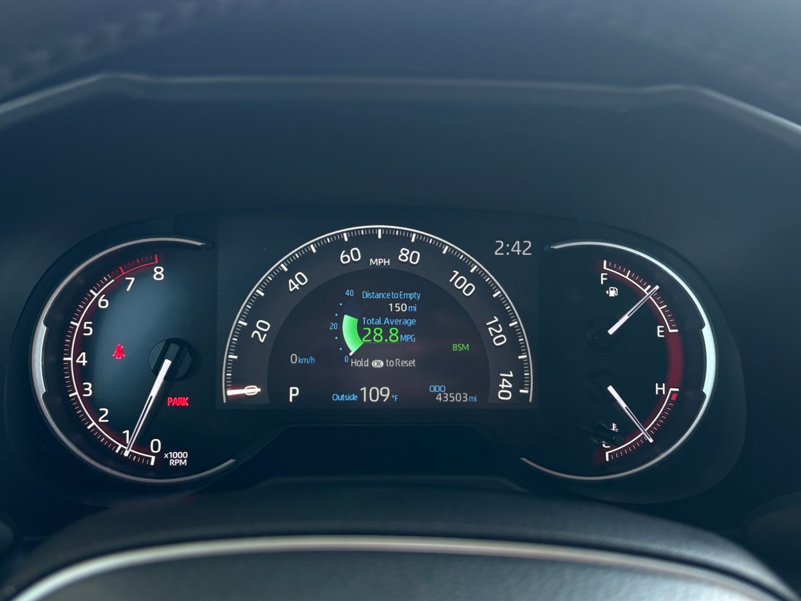 Used 2024 Toyota RAV4 XLE Premium FWD image 2