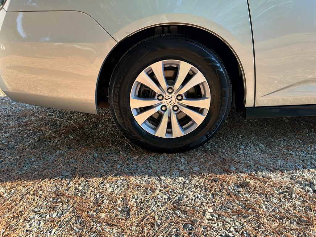 Used 2015 Honda Odyssey EX-L image 19