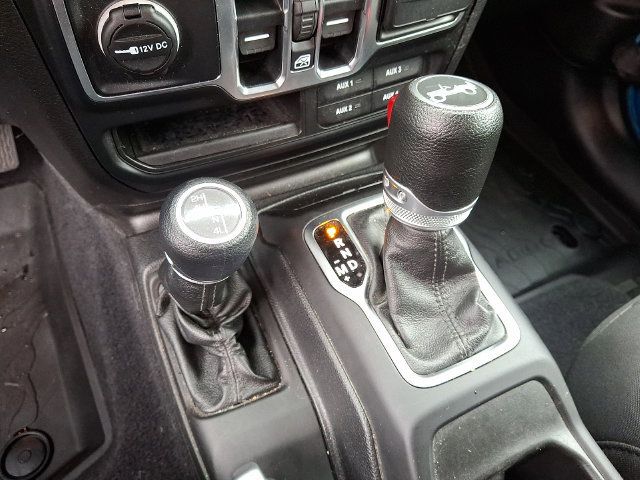 Used 2019 Jeep Wrangler Unlimited Sport S AWD/4WD image 17