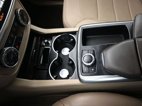 Used 2015 Mercedes-Benz ML 350 4MATIC image 26