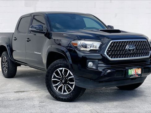 Used 2019 Toyota Tacoma 2WD Double Cab image 21