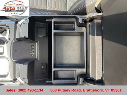 Used 2024 Chevrolet Silverado 1500 ZR2 w/ Technology Package AWD/4WD image 28