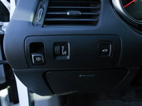 Used 2019 Chevrolet Impala LT image 14