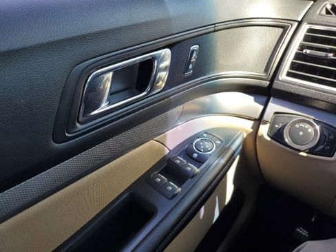 Used 2017 Ford Explorer 4WD image 19