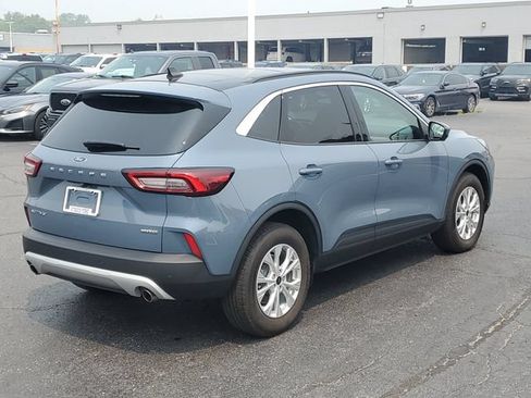 Used 2023 Ford Escape Active w/ Tech Pack #2 AWD/4WD image 5