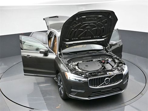 Used 2022 Volvo XC60 B6 Inscription w/ Advanced Package image 50