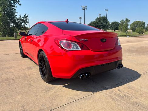 Used 2011 Hyundai Genesis 2.0T image 7