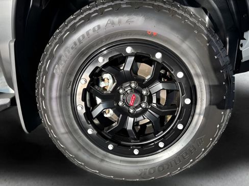 New 2025 Nissan Frontier PRO-4X w/ Pro Premium Package image 37