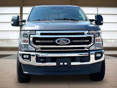 Used 2021 Ford F250 Lariat w/ Lariat Value Package AWD/4WD image 3