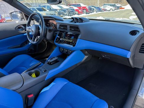 Certified 2024 Nissan Z Performance w/ Floor Mat Package image 11