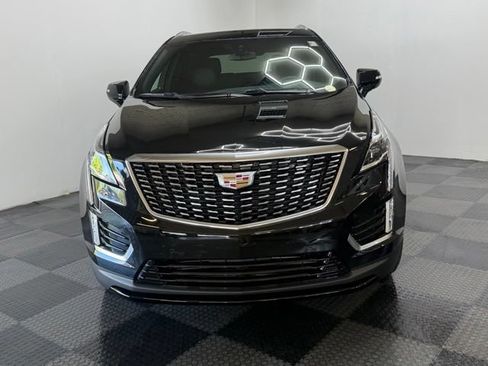 Used 2025 Cadillac XT5 Luxury w/ LPO, Floor Liner Package FWD image 4