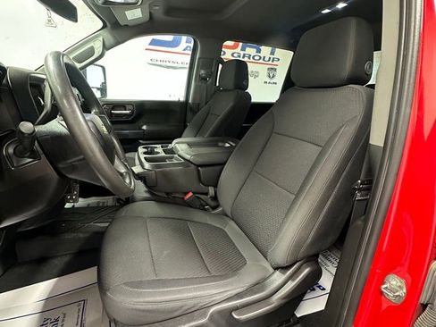 Used 2023 Chevrolet Silverado 2500 Custom w/ Custom Value Package image 13