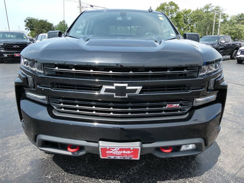 Used 2020 Chevrolet Silverado 1500 LT Trail Boss w/ Midnight Edition AWD/4WD image 10
