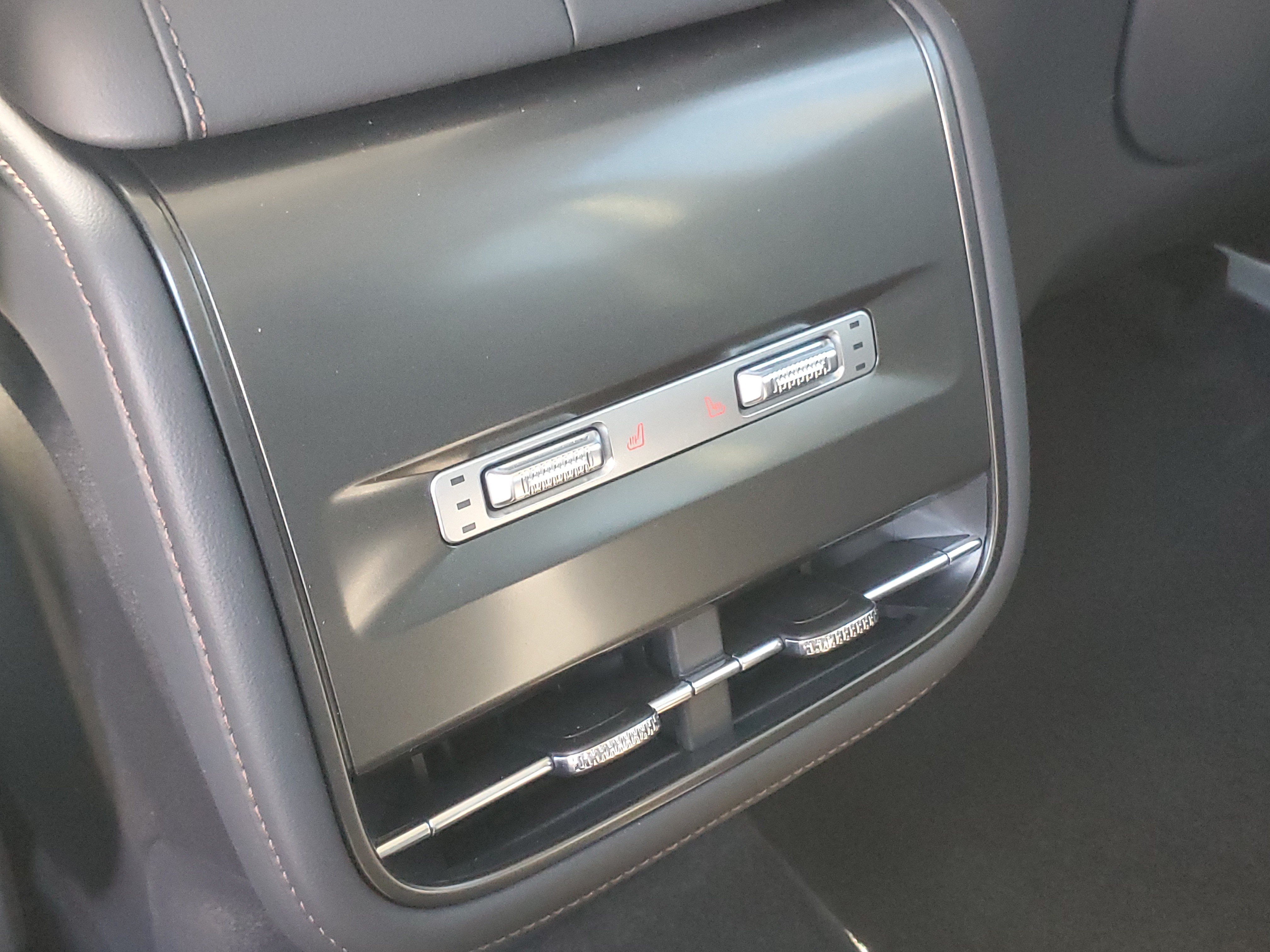 New 2026 Lincoln Nautilus Reserve AWD/4WD image 31