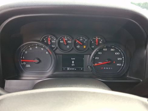Used 2020 Chevrolet Silverado 1500 Custom Trail Boss w/ Custom Convenience Package AWD/4WD image 20