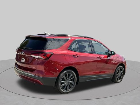 Used 2023 Chevrolet Equinox RS w/ RS Leather Package AWD/4WD image 11