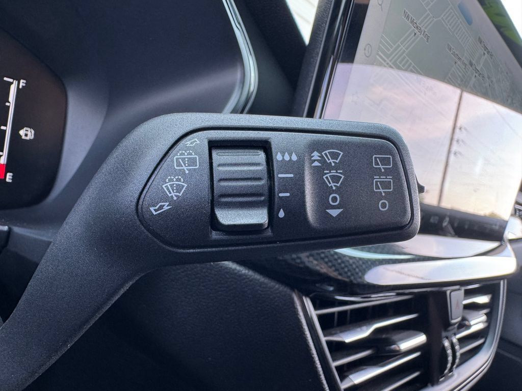Used 2024 Ford Escape ST-Line w/ Tech Pack #1 FWD image 13