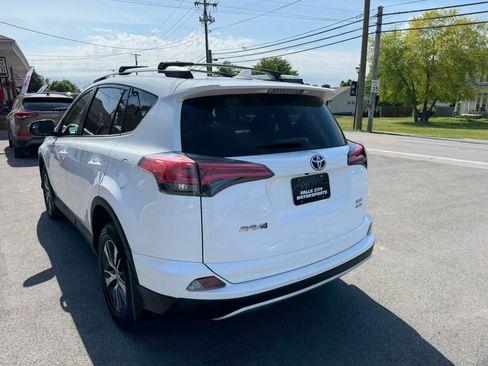 Used 2016 Toyota RAV4 XLE AWD/4WD image 11