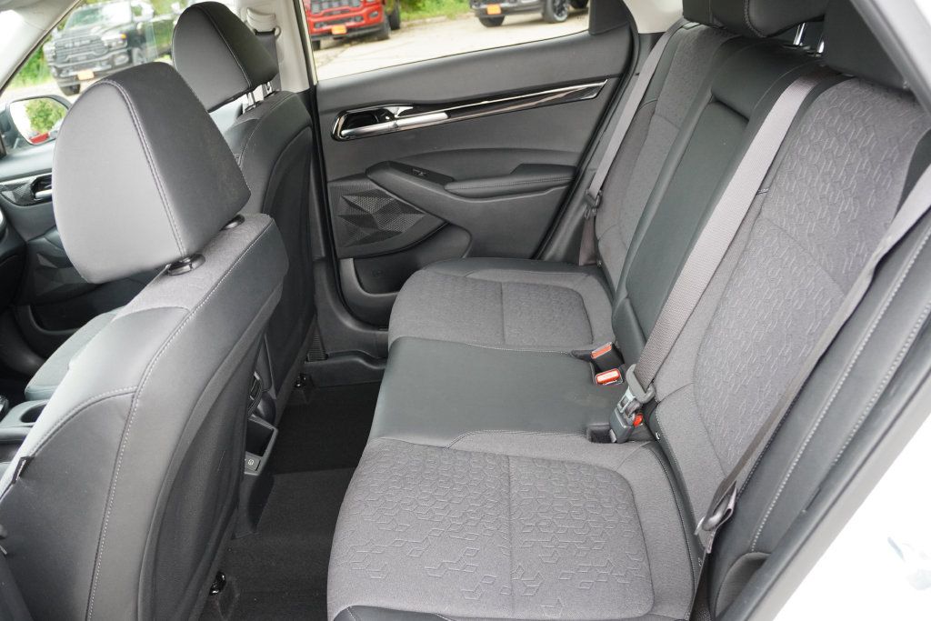 Certified 2024 Kia Seltos S FWD image 17