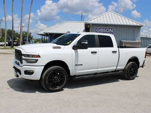 Used 2026 RAM 2500 Big Horn AWD/4WD image 5
