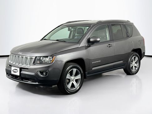Used 2016 Jeep Compass High Altitude AWD/4WD image 6