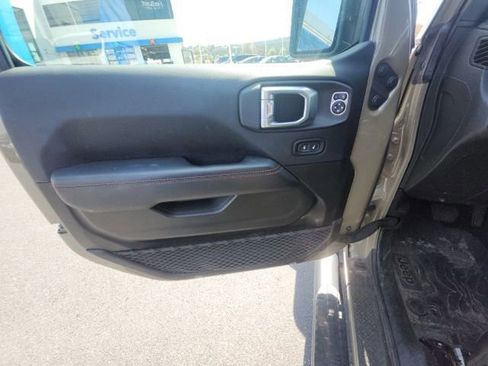 Used 2020 Jeep Gladiator Rubicon image 19