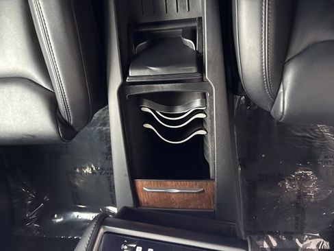 Used 2020 Tesla Model X Long Range image 20