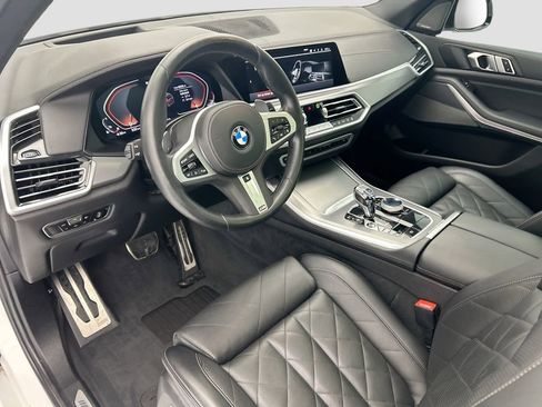 Used 2023 BMW X5 M50i w/ Executive Package image 9