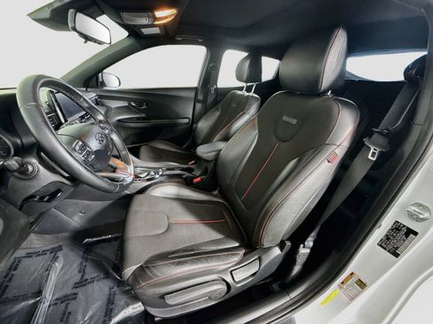 Used 2020 Hyundai Veloster 2.0 Premium FWD image 22