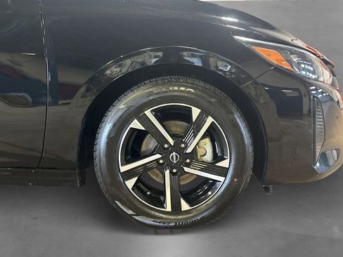 Used 2024 Nissan Sentra SV image 19