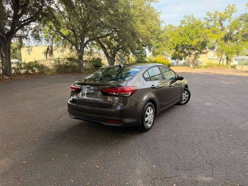 Used 2018 Kia Forte LX FWD image 6