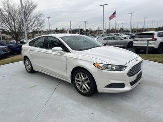 Used 2013 Ford Fusion SE video 2