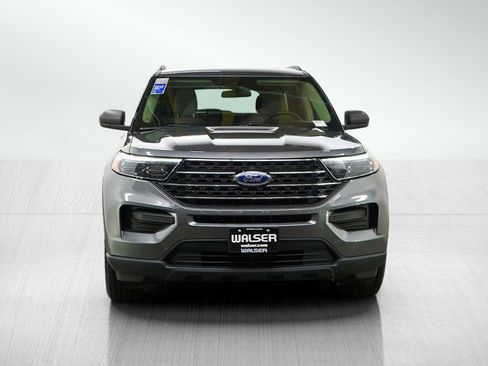 Used 2021 Ford Explorer XLT image 8