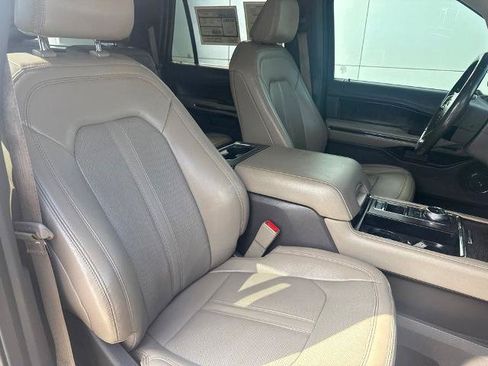Certified 2021 Ford Expedition Max Limited RWD image 30