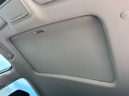 Used 2023 Honda Accord EX image 17