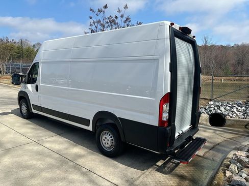 Used 2024 RAM ProMaster 3500 w/ Delivery Van Package image 5