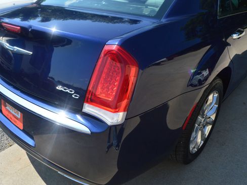 Used 2017 Chrysler 300 C AWD/4WD image 11