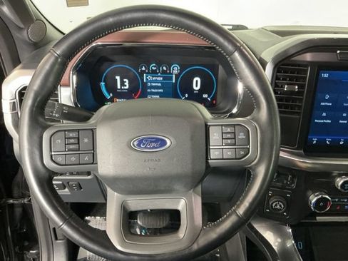 Used 2022 Ford F150 Lariat AWD/4WD image 16