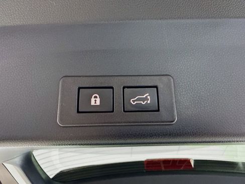 Used 2021 Subaru Ascent Limited w/ Technology Package image 41