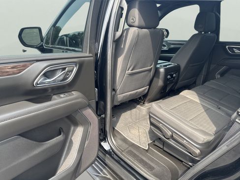Used 2024 Chevrolet Tahoe LS AWD/4WD image 21